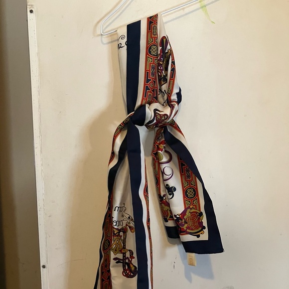 Book of Kells scarf - Picture 7 of 7